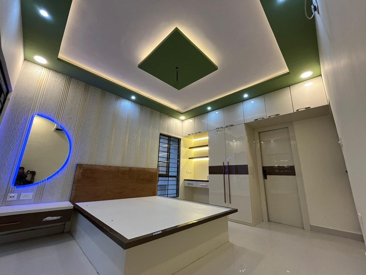 New Door Interior | Kolkata