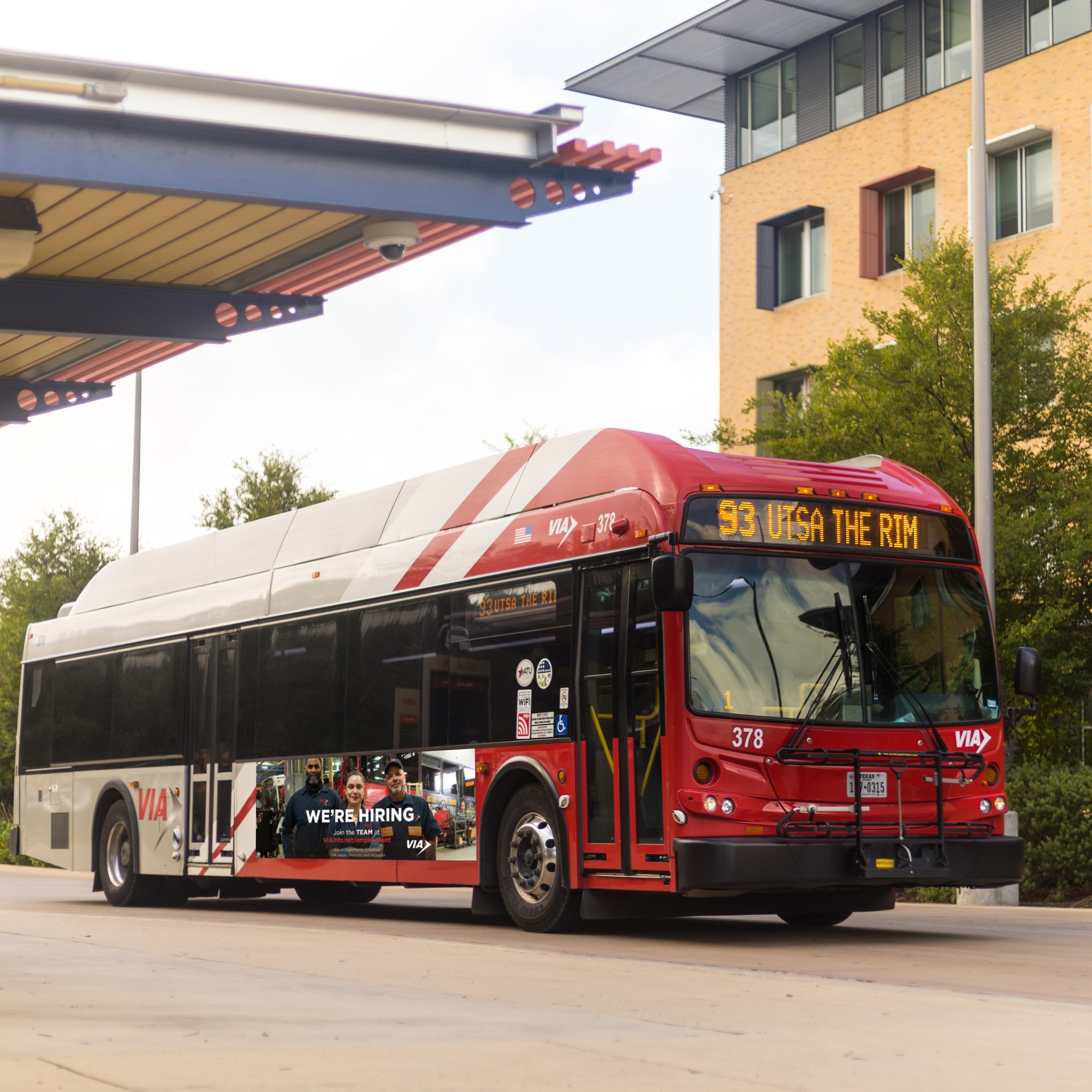 🚍 Ride smarter with UTSA - The... - VIA Metropolitan Transit