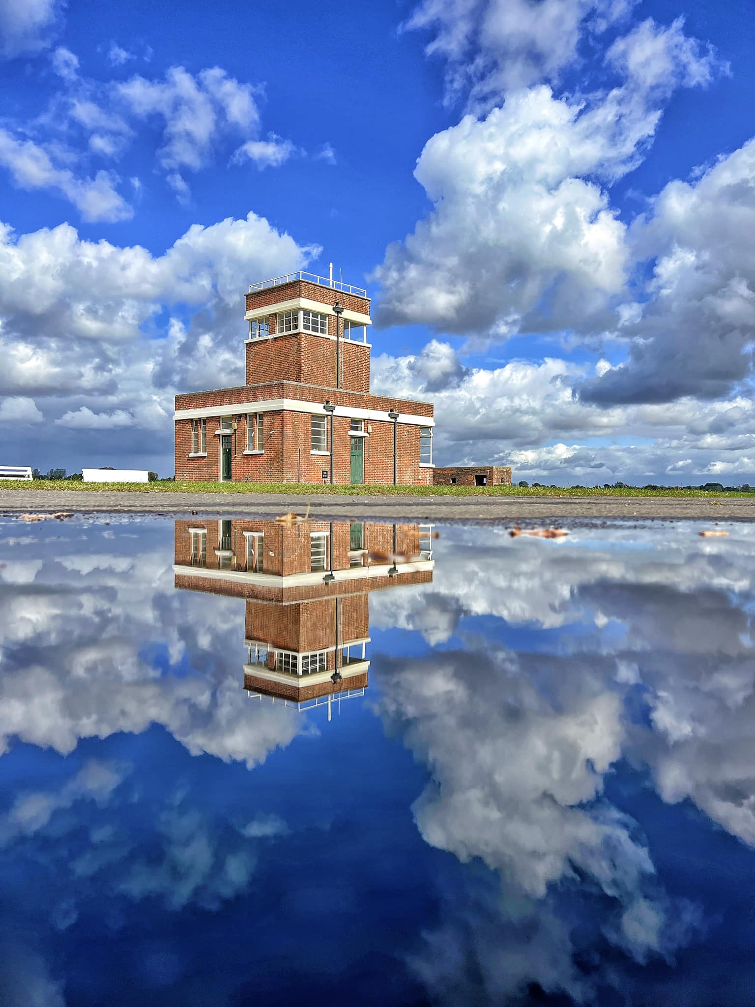 Bicester Motion - Seeing double? Thank you to Gong Xi for capturing our ...