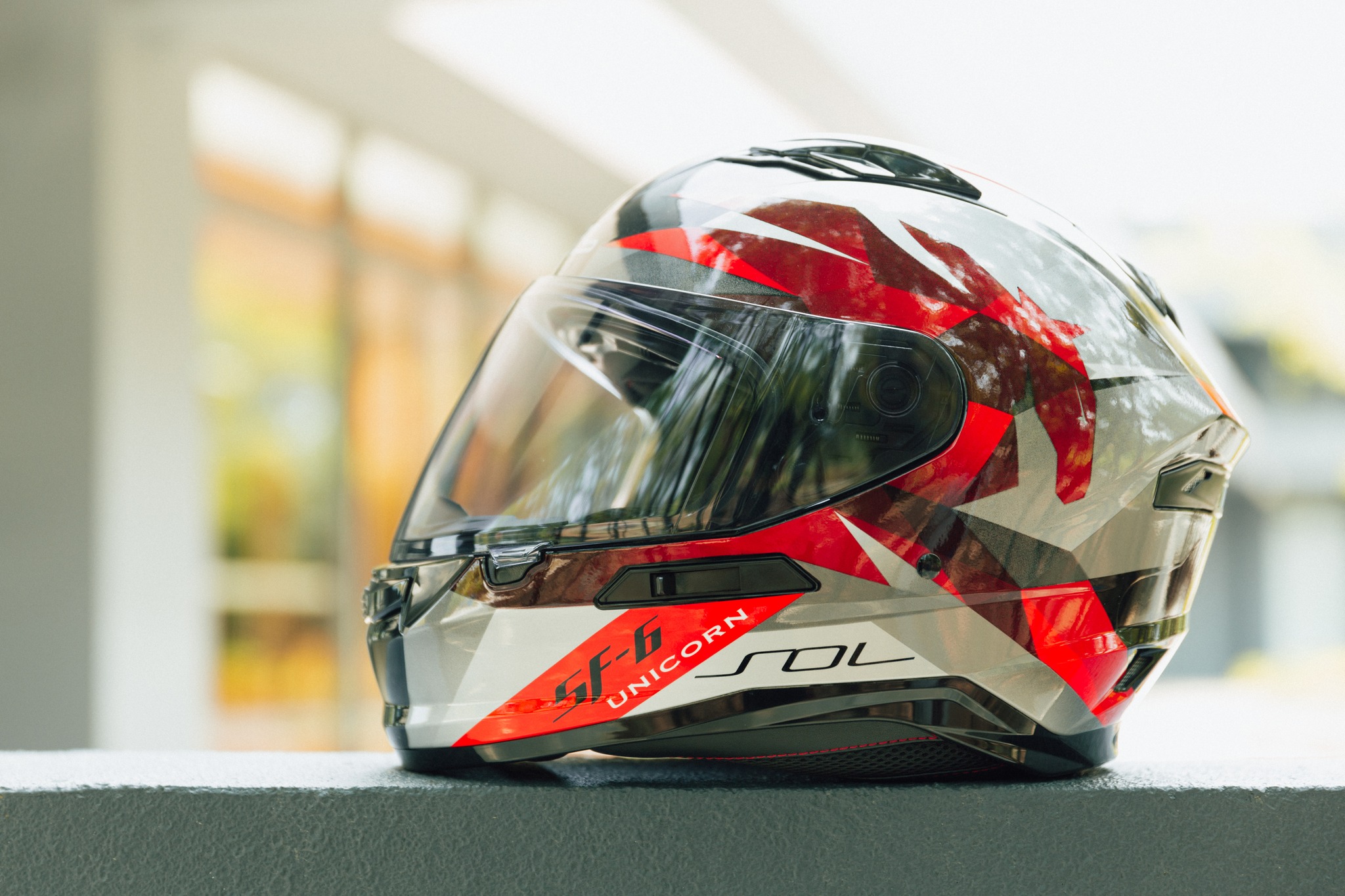 SOL Helmets - 🦄🦄產品介紹-SF-6 獨角獸🦄🦄 SOL 最經典的彩繪🦄 新一代設計... | Facebook