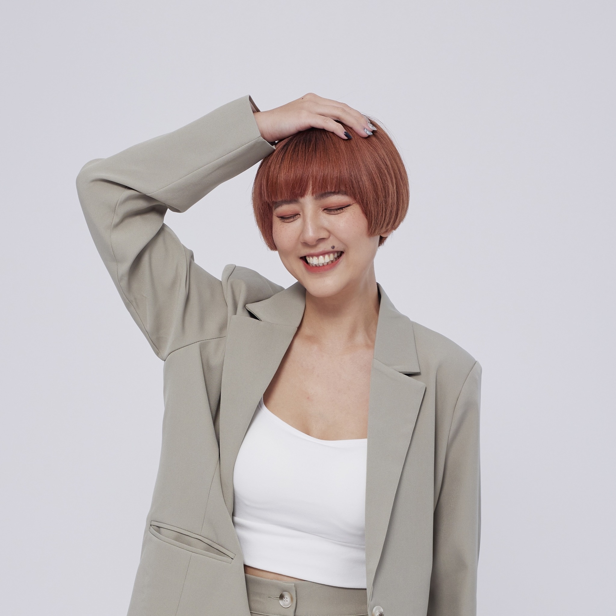Linzy 林晞