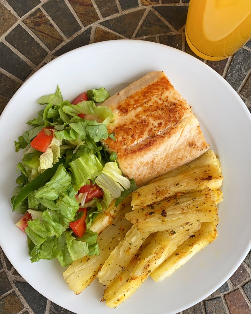 Nichossa Restaurant Bakery & Desserts | San Fernando