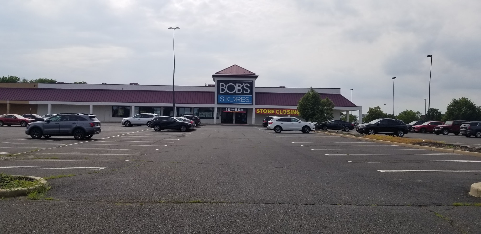The Bob's Stores in Freehold, NJ... Dead and Dying Retail