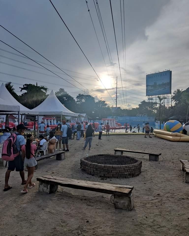 SPLASH ISLAND - We will be open during the HOLY WEEK! Open...