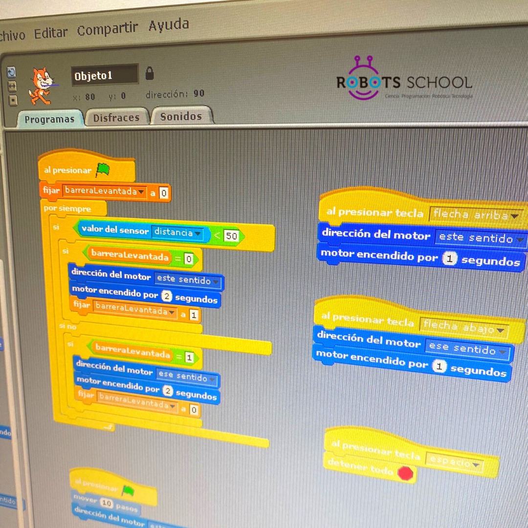 Robots School - ¿CÓMO FUNCIONA LA PROGRAMACIÓN EN SCRATCH?...