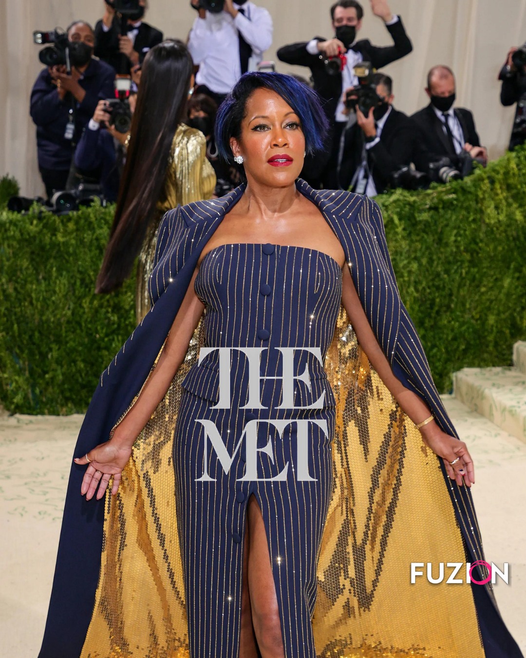 billie eilish blue and gold dress in Oscar de la Renta at 2021 Met Gala Weill Paris classic wool dresses