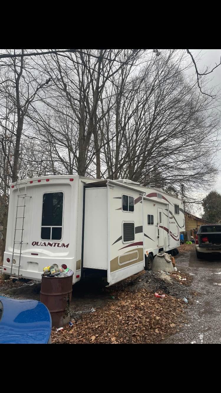 Fleetwood phantom 5th wheel - RVs & Campers - Simcoe, Ontario ...
