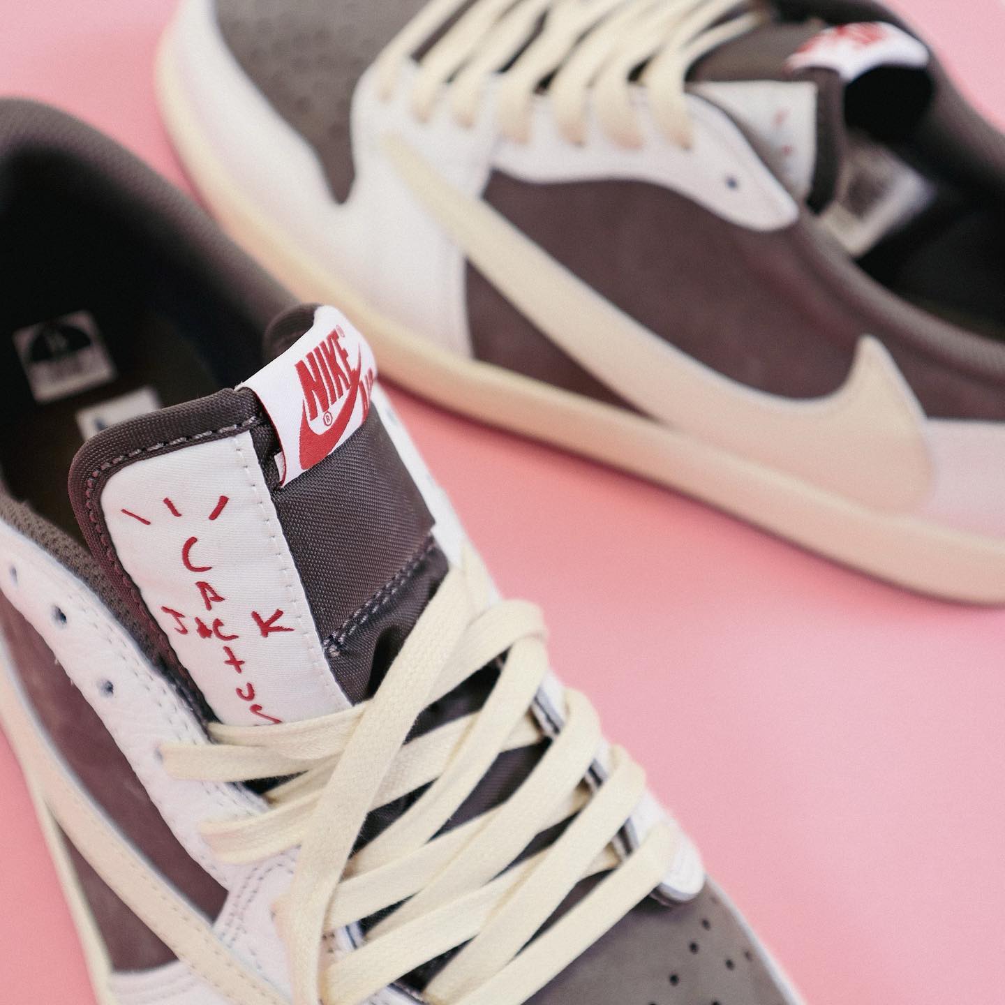 Initial KC - Travis Scott x Air Jordan 1 Low OG Reverse...