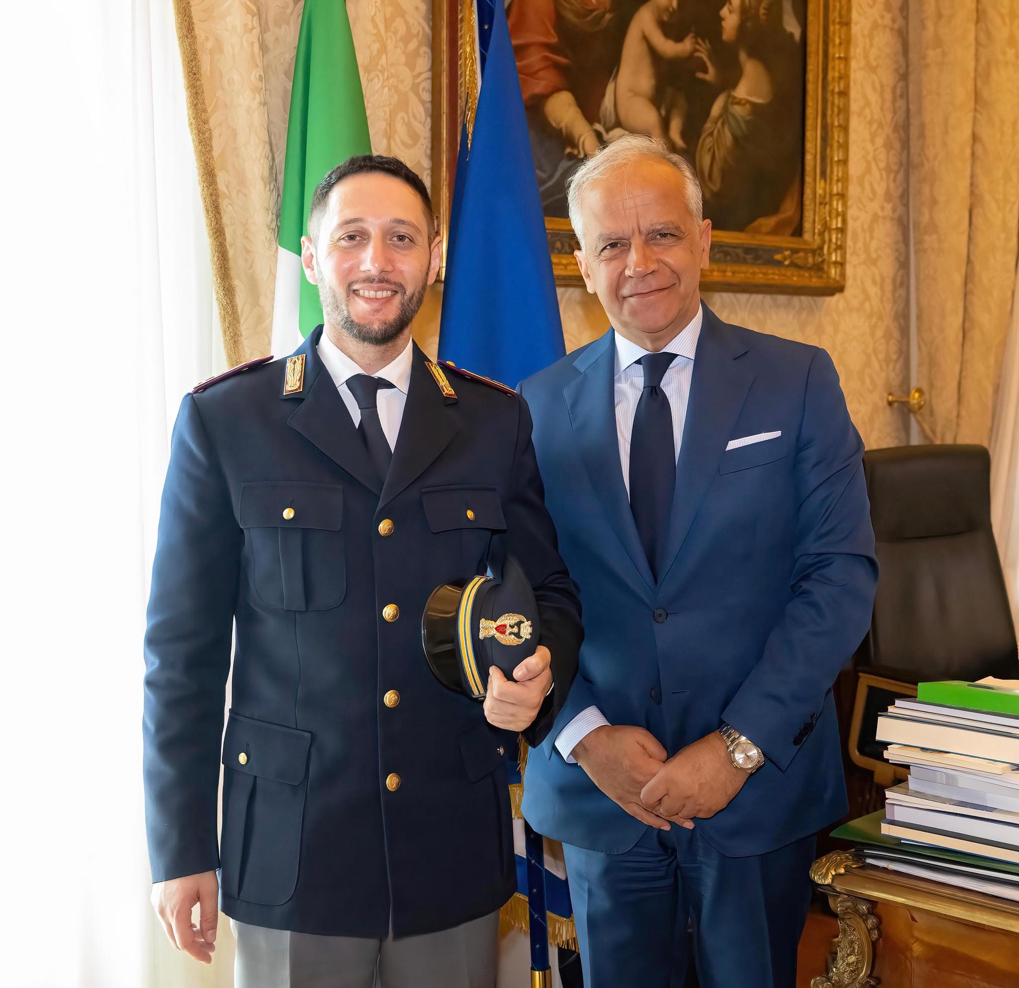 Chiave Polizia Amity Island - Omaggio A Jaws - Colore Rosa, Plastica