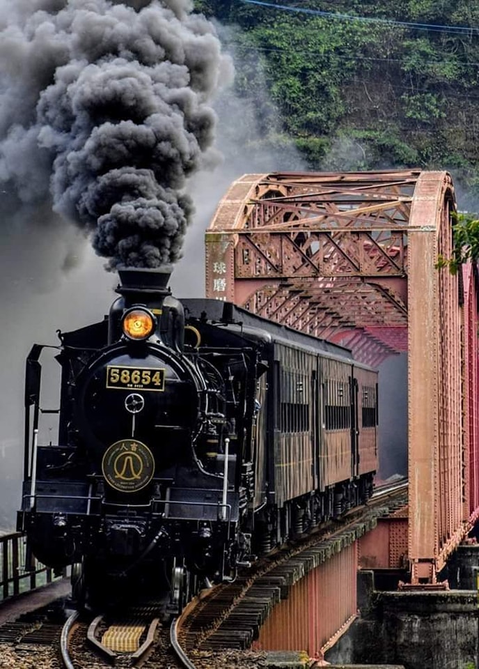 Goodbye, over 100 years old ste locomotive 58654 that has been