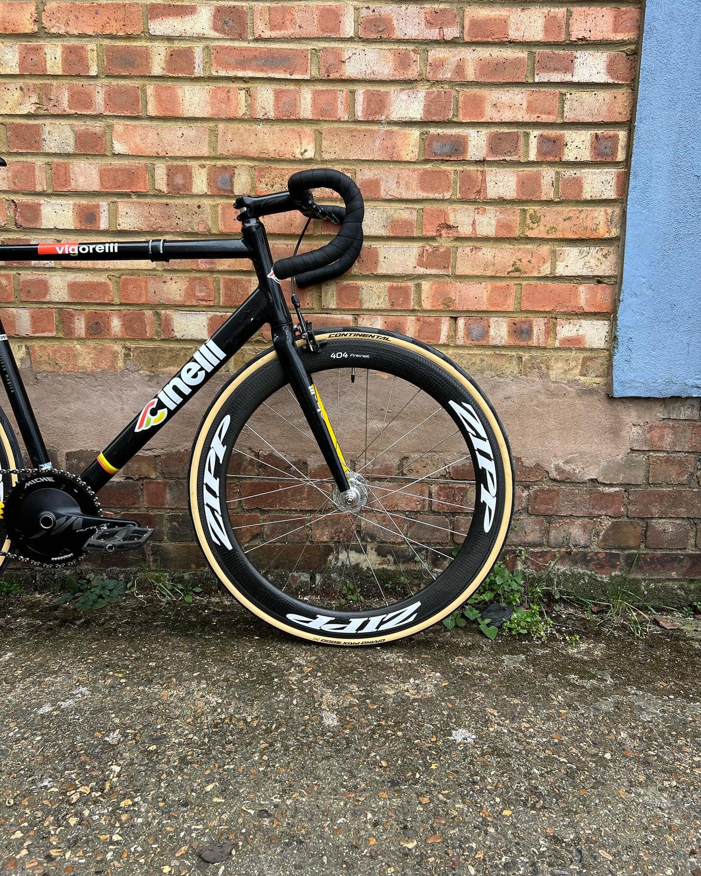 Miche Pistard Air track crankset with 49t chainring. 165mm