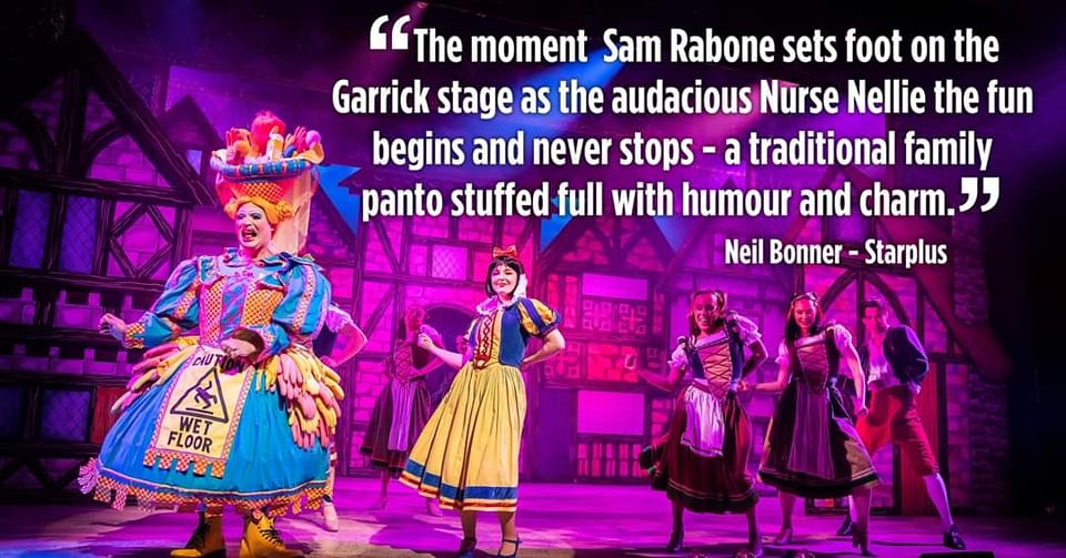 ️ Having a blinkin'bostin'... - Sam Rabone - Pantomime Dame