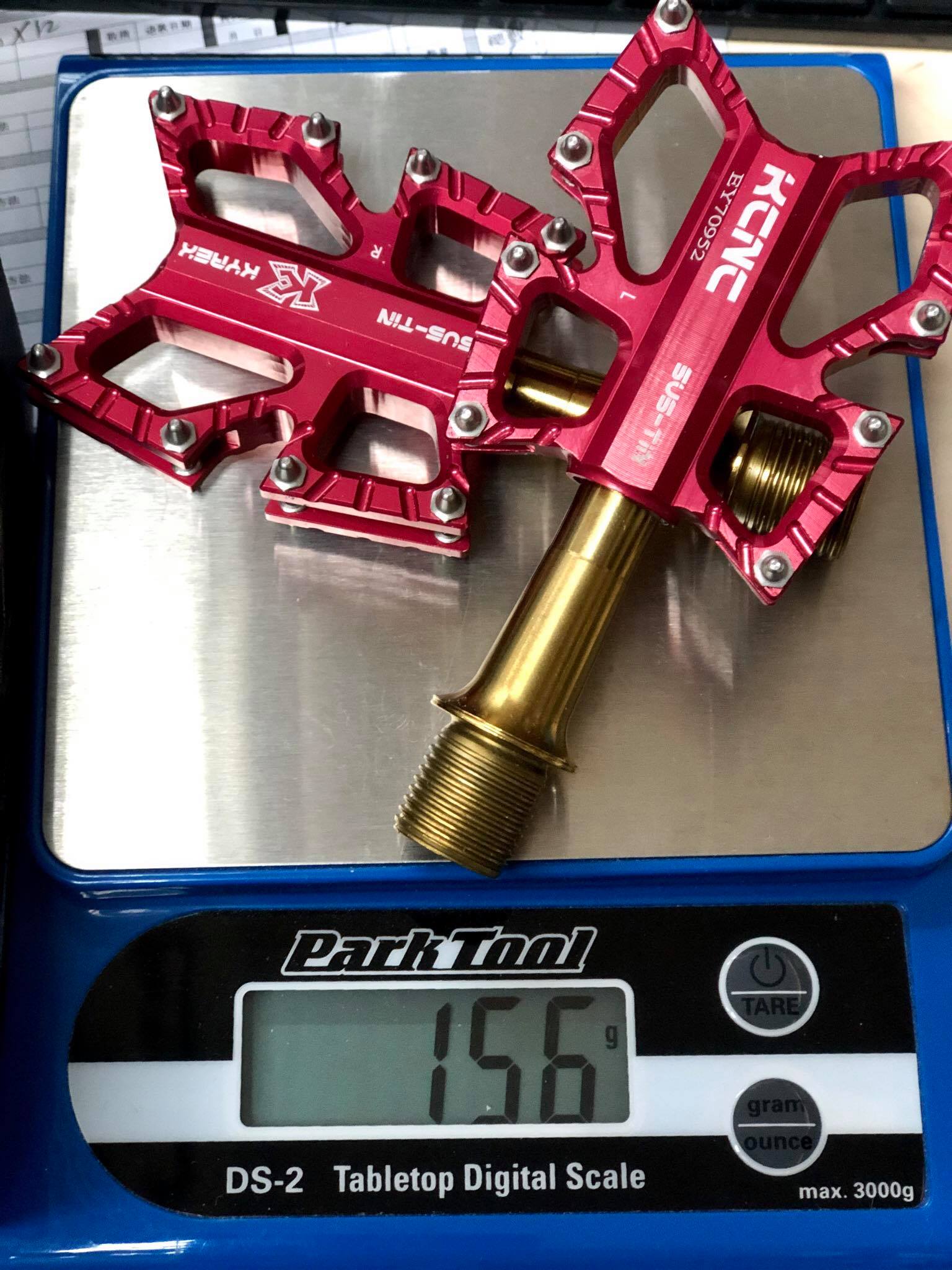 KCNC mini Pedal鈦軸 (117g) ，鋼軸（156g) Road slim platformpedal 