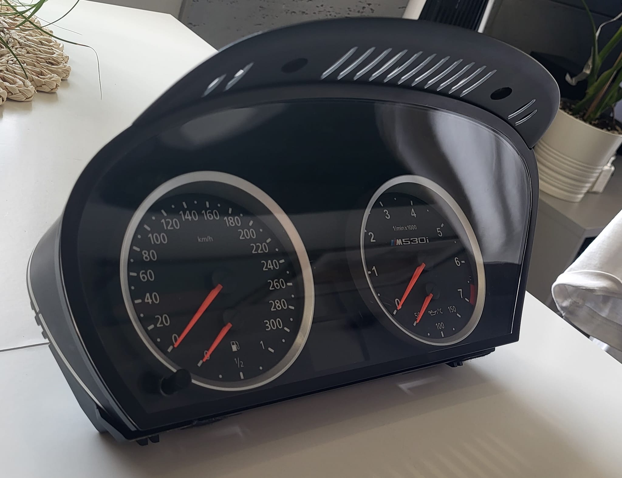 Tacho Gauge Face Overlay for BMW F30 F31 F32 F33 F34 F36 3M Instrument Cluster Speedo Dials From MPH To KMH Gauges 330KM/H - 34
