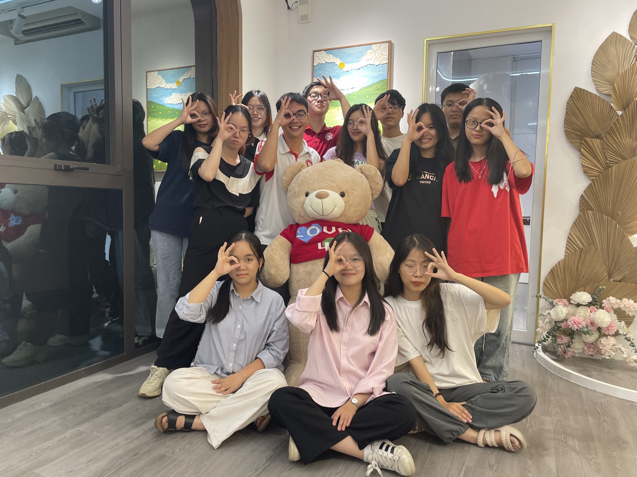 [CUỘC... - CLB Những người yêu sách ĐH Ngoại Thương - FBLC | Facebook