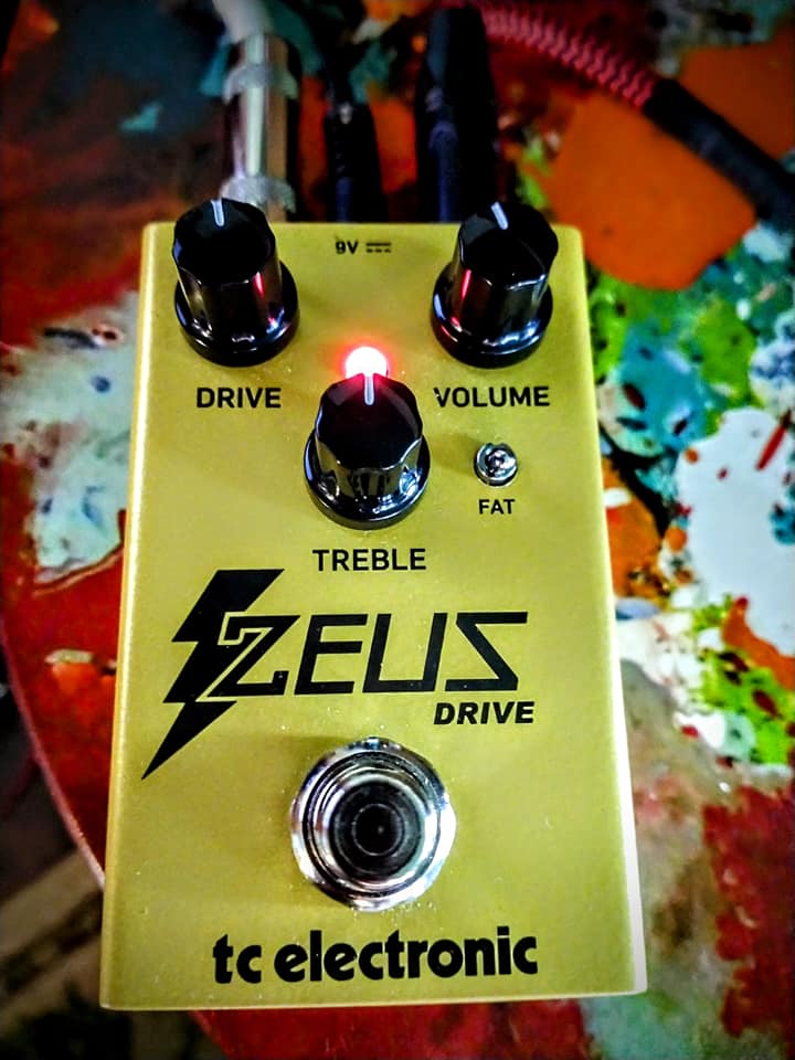 So im looking for a Klon clon thingy, and came across the TC Zeus