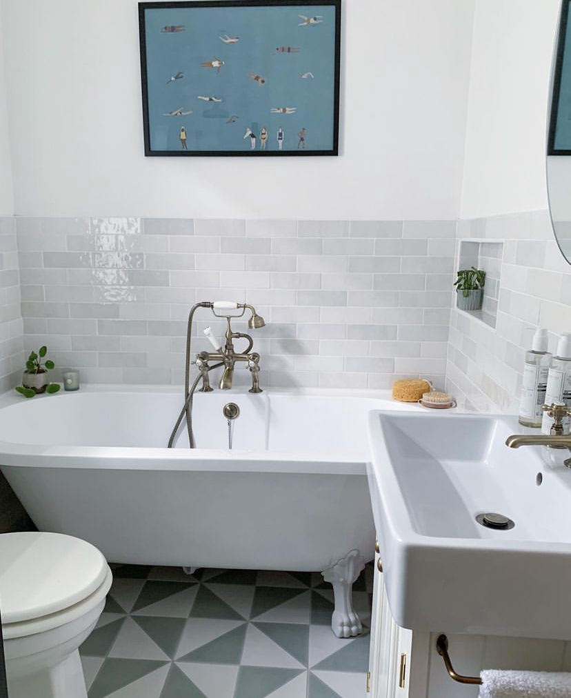 Bathroom Mountain - Home