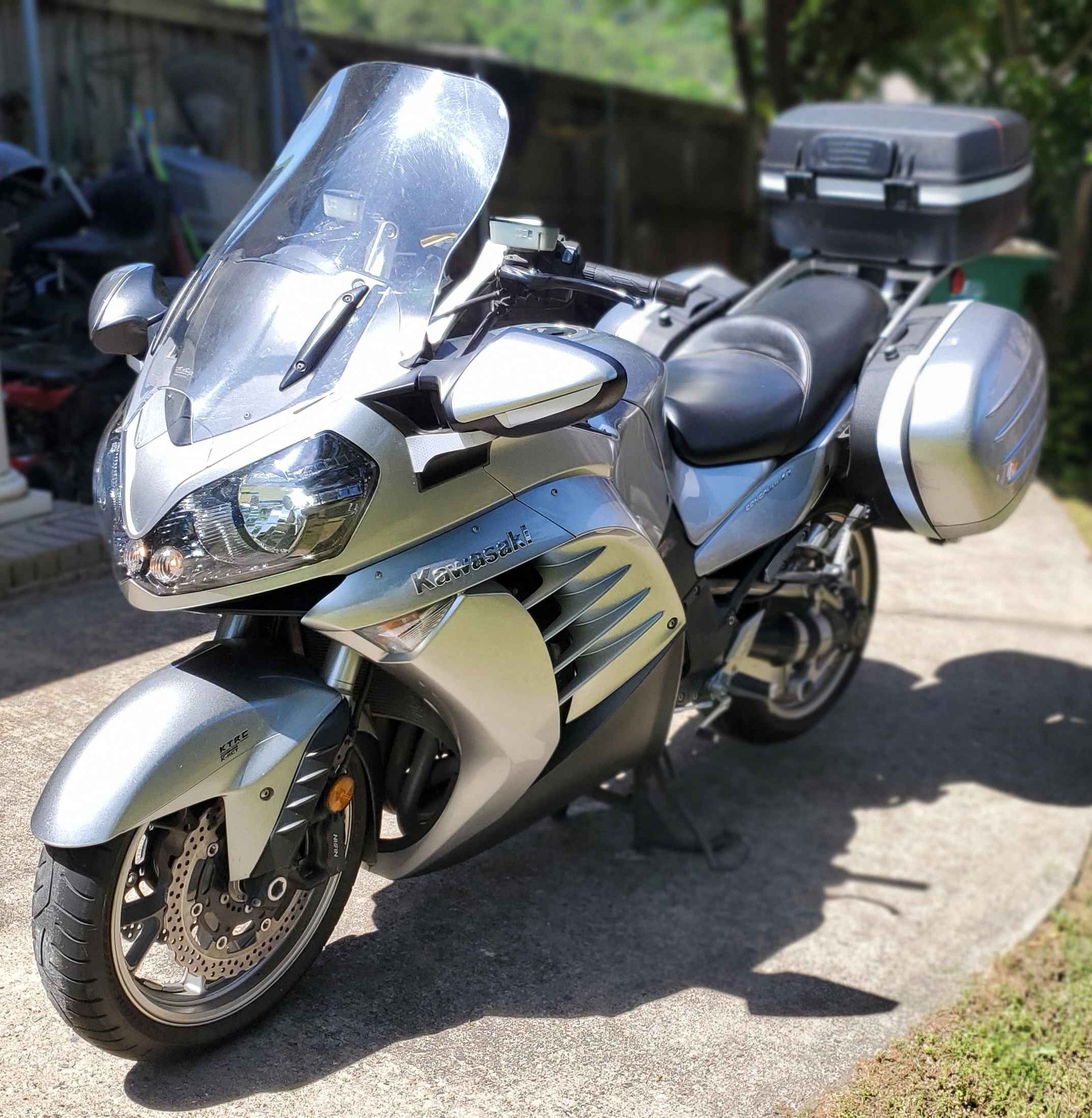 For sale is this 2022 Kawasaki CONCOURS 14 ABS with 14,709 miles