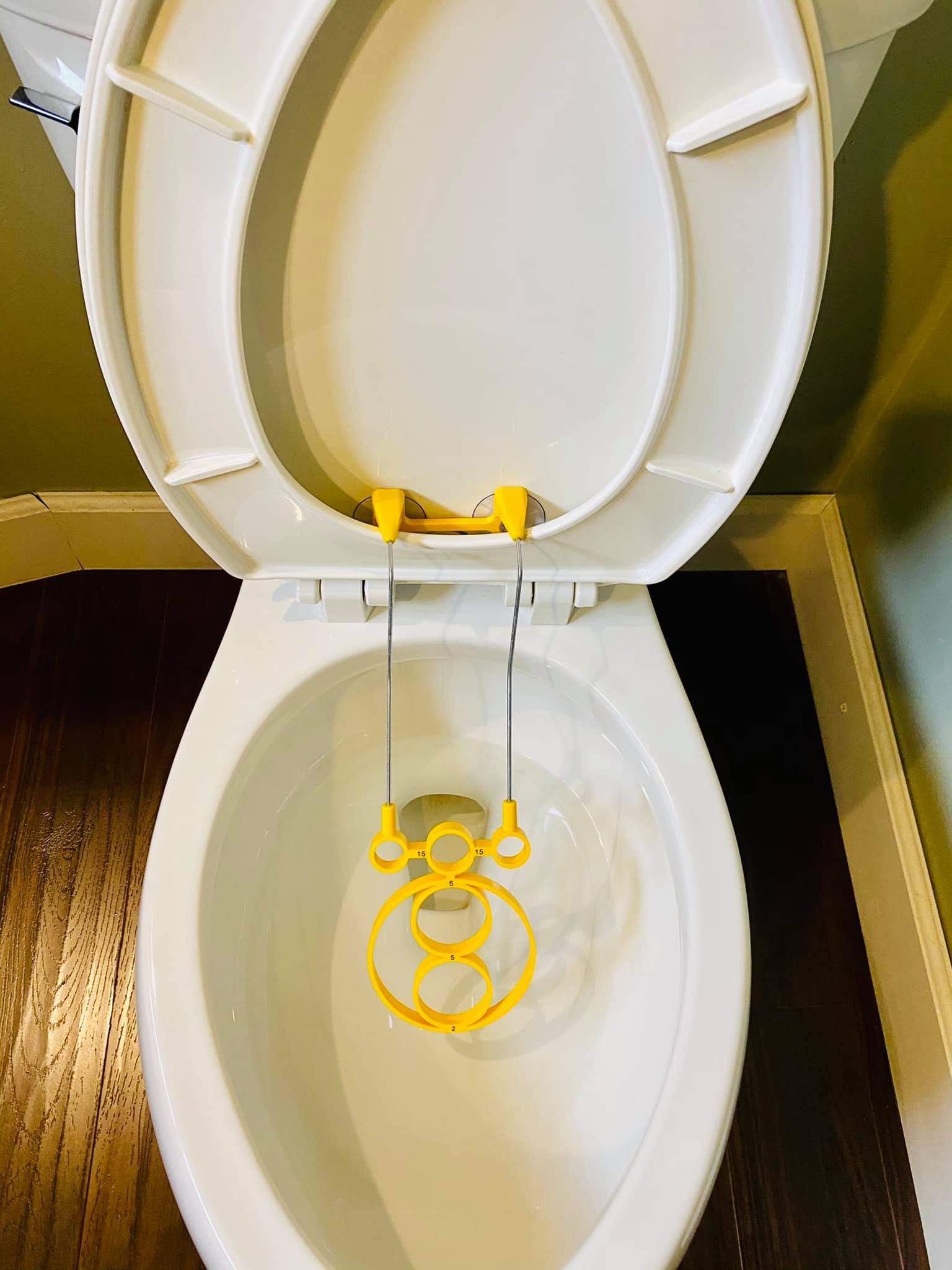 Potty train with PeeBall. Boys learn to aim. No urine splash on the ...