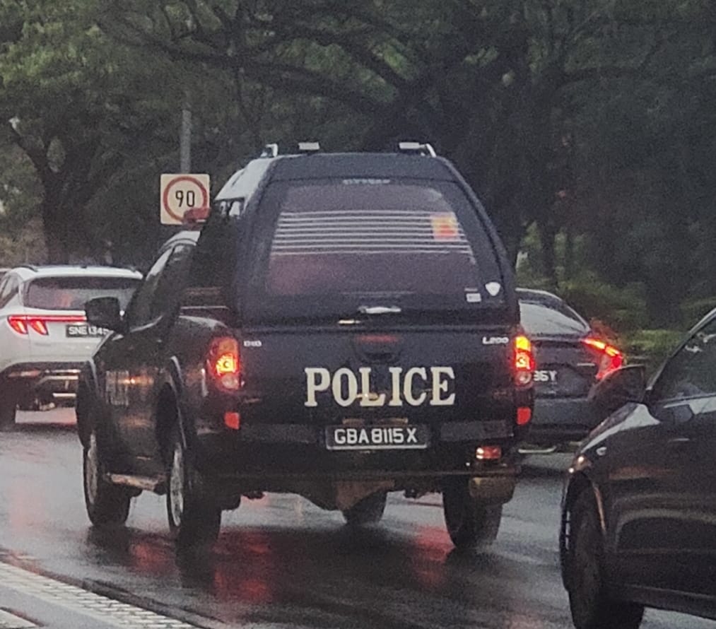Spotted this very rare, old livery SPF... - Police Car Models