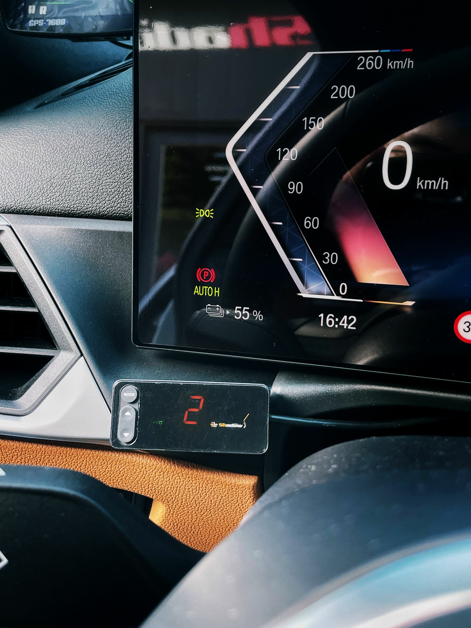 純電世代來臨 意味著 更好的使用體驗 更新的人機介面... - Shadow Auto Motorsport Taiwan