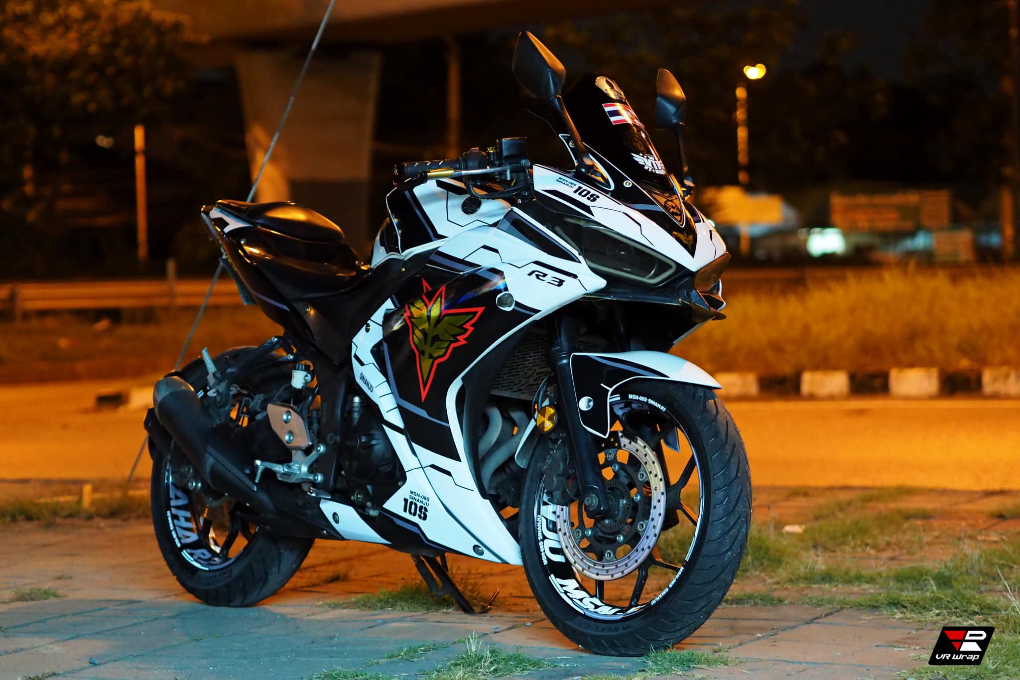 VR Wrap - Yamaha R3 ติดตั้งสติ๊กเกอร์ kit ลาย Sinanju... | Facebook