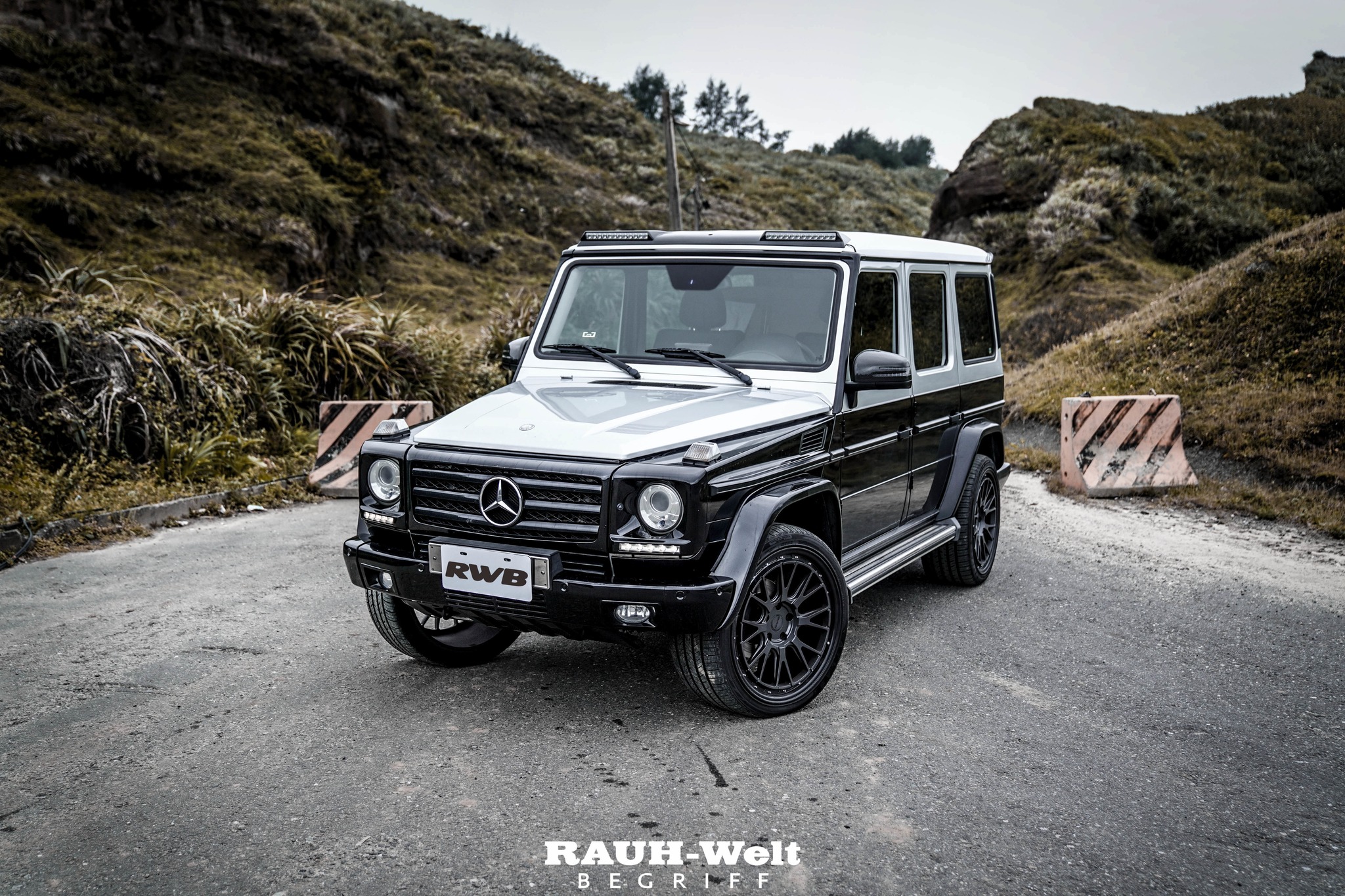 【RWB WHEELS🇯🇵】 #HYPERION｜BENZ... - L2 futuristic wheels | Facebook