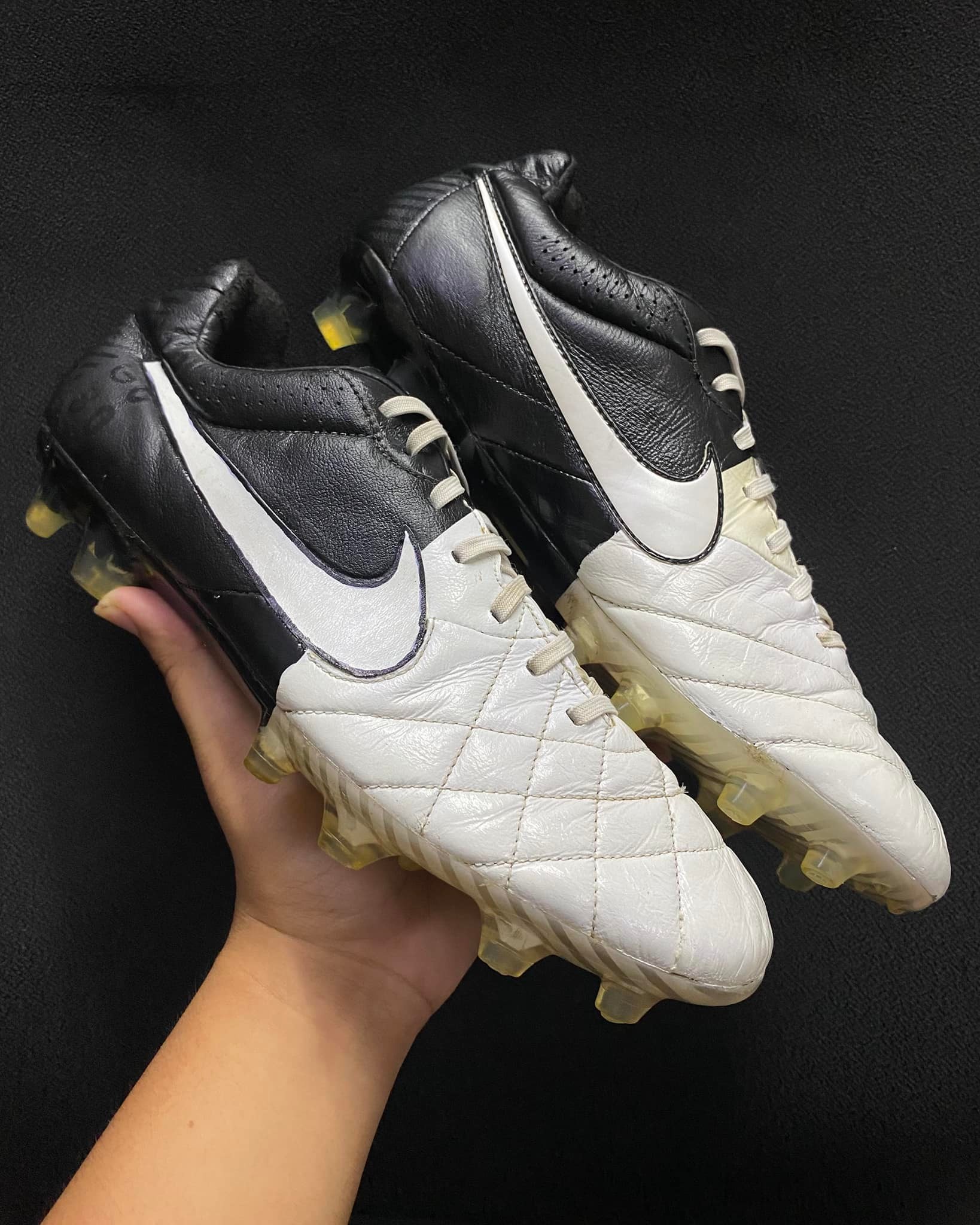 Nike Tiempo Legend 4 “Euro Pack” FG Size : 8.5UK / 27.5CM Condisi 