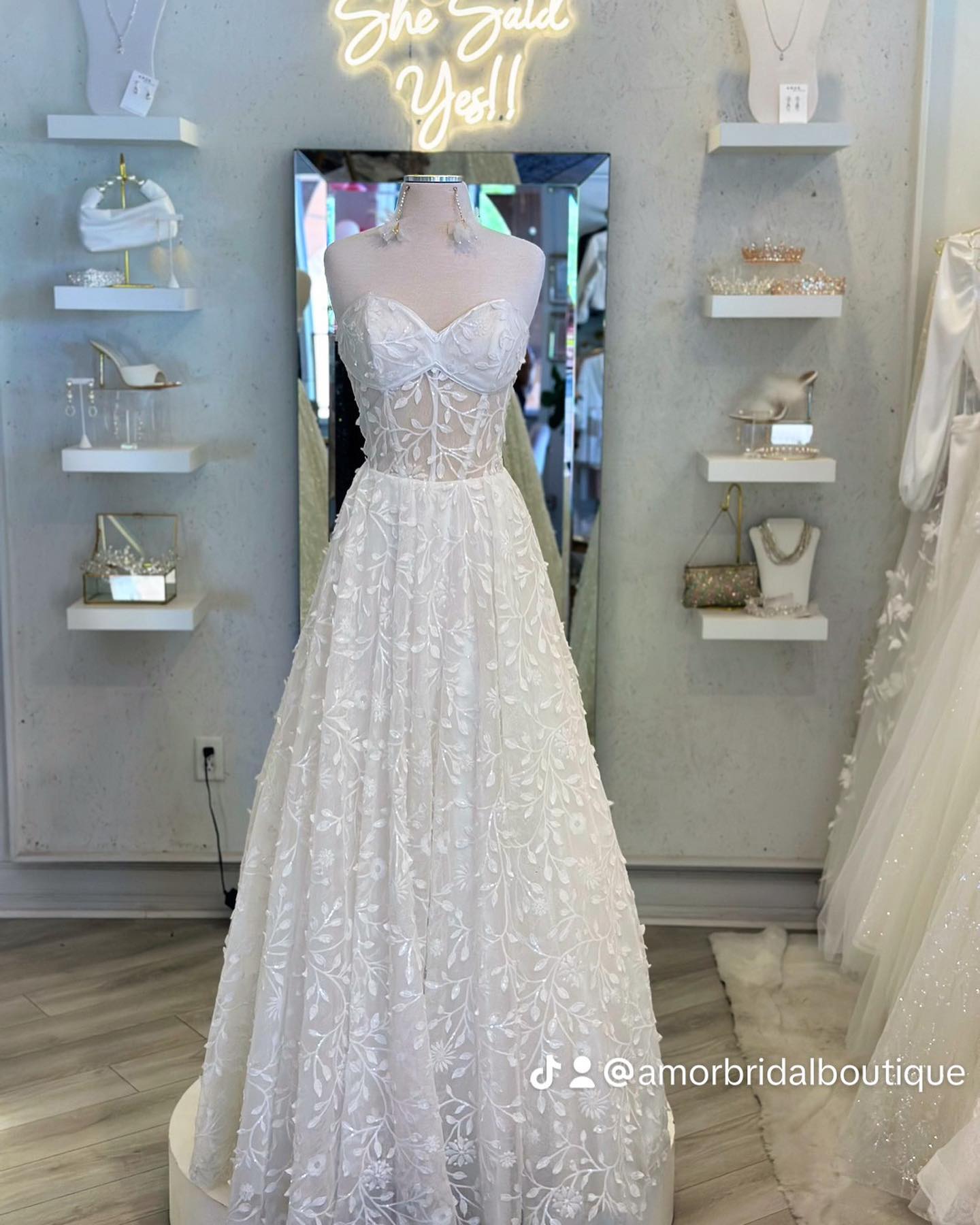 Amor Bridal Boutique | Scottsdale AZ