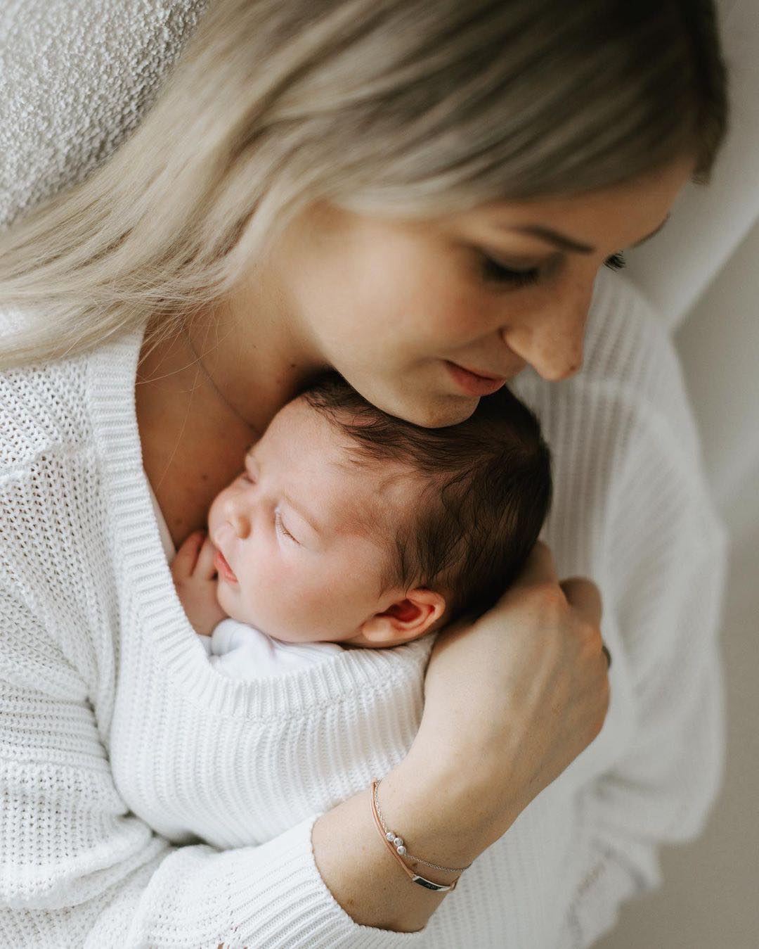 Mum’s - #nannatime #nannatips 𝐈𝐥 𝐦𝐢𝐨 𝐛𝐚𝐦𝐛𝐢𝐧𝐨 𝐦𝐢 𝐝𝐨𝐫𝐦𝐞 𝐢𝐧 𝐛𝐫𝐚𝐜𝐜𝐢𝐨: 𝐬𝐭𝐨 ...