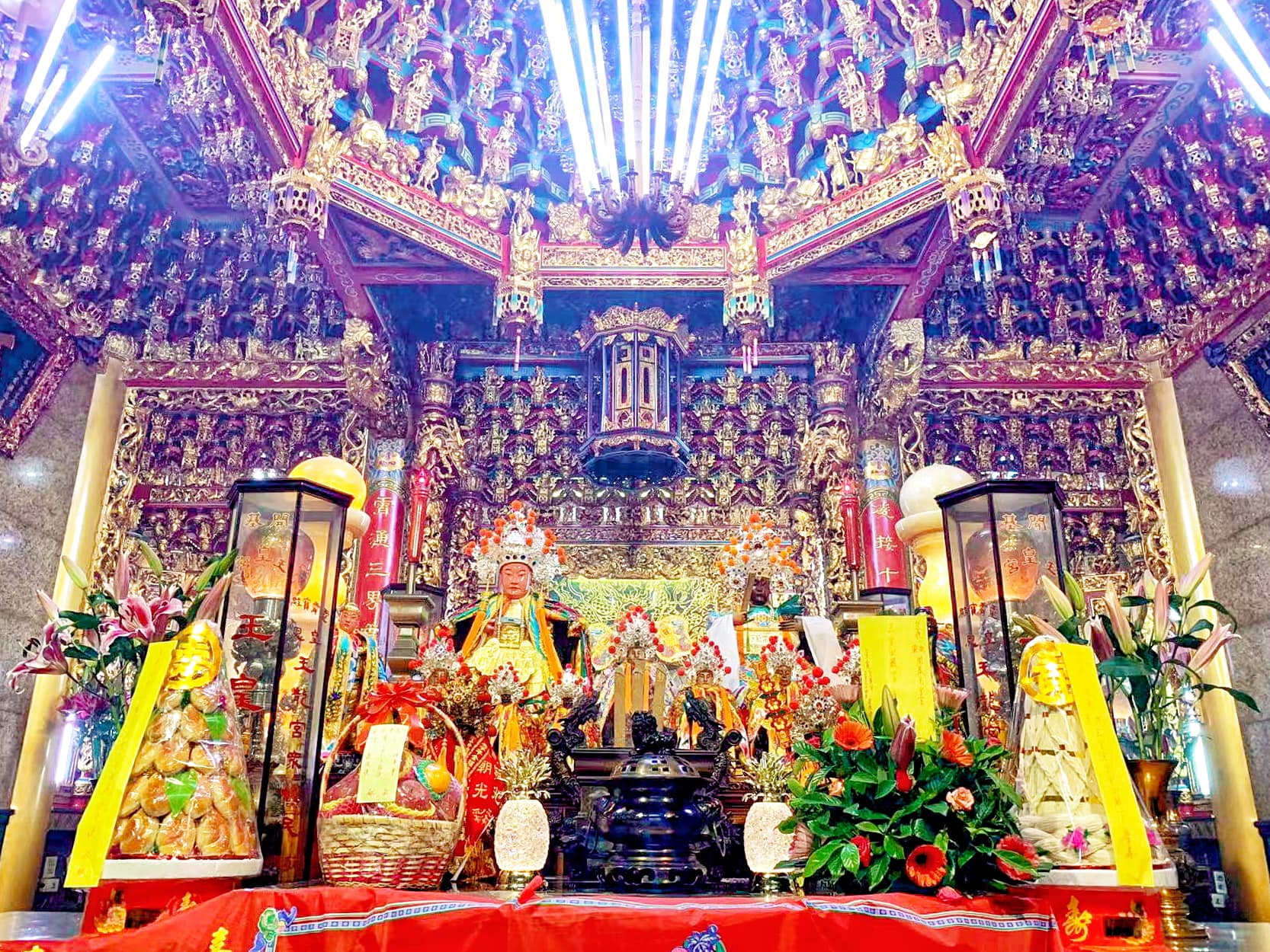 皇梵寺 - 🐉【 皇梵寺上奉2對賀壽供品 在祖廟開基玉皇四殿下前 】🐉 | Facebook
