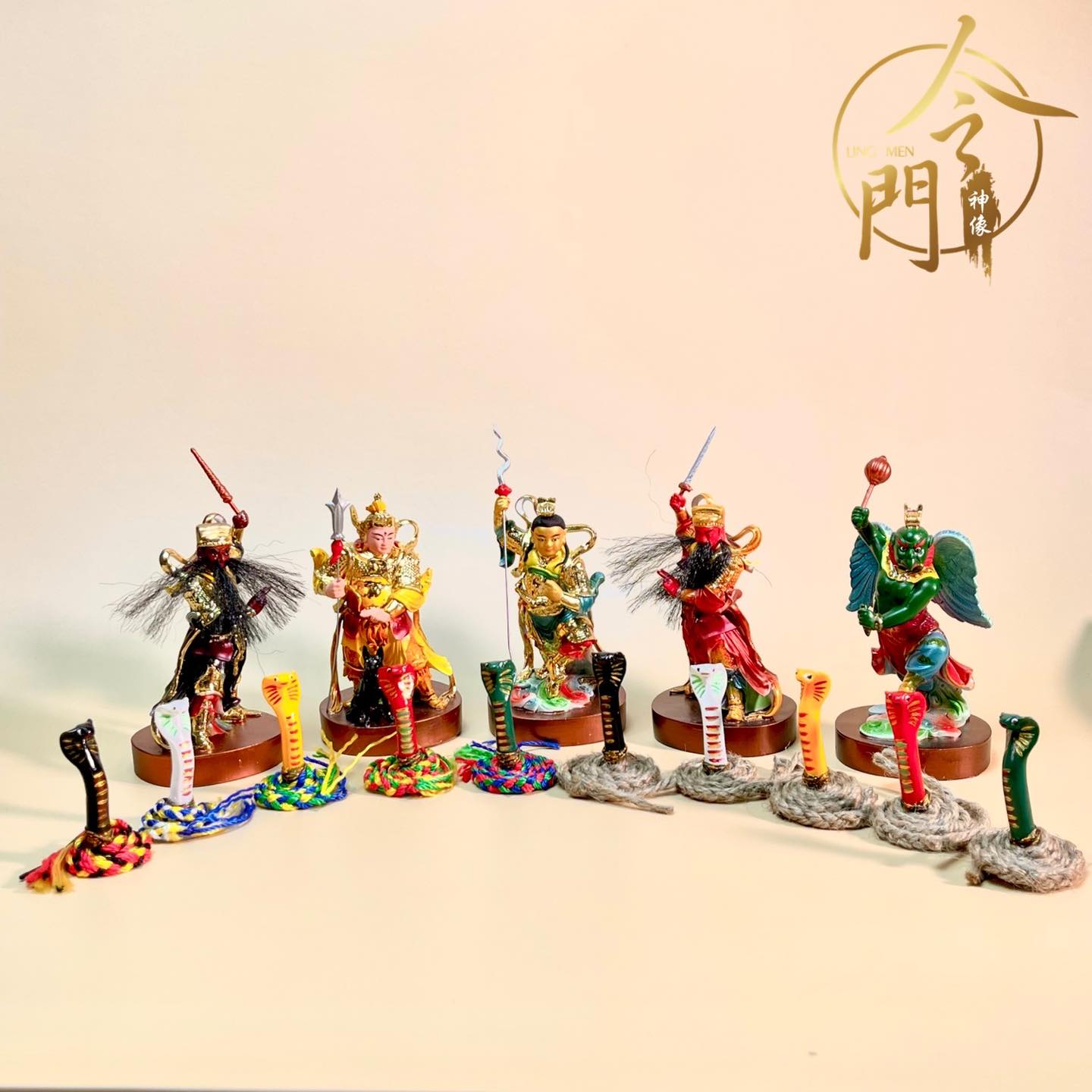 早安☀️各位网友们🎊🥰 #令门神像 #神像蛇鞭 #迷你蛇鞭... - 令門神像 Ling Men Art Gallery