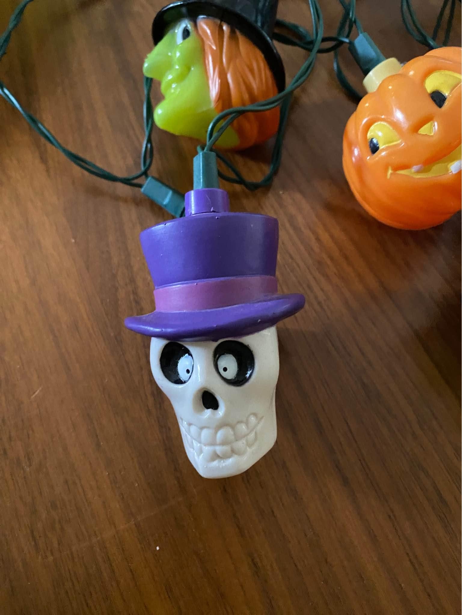 Vintage 90s String Lights with 10 Hard Plastic Blow Mold Halloween ...
