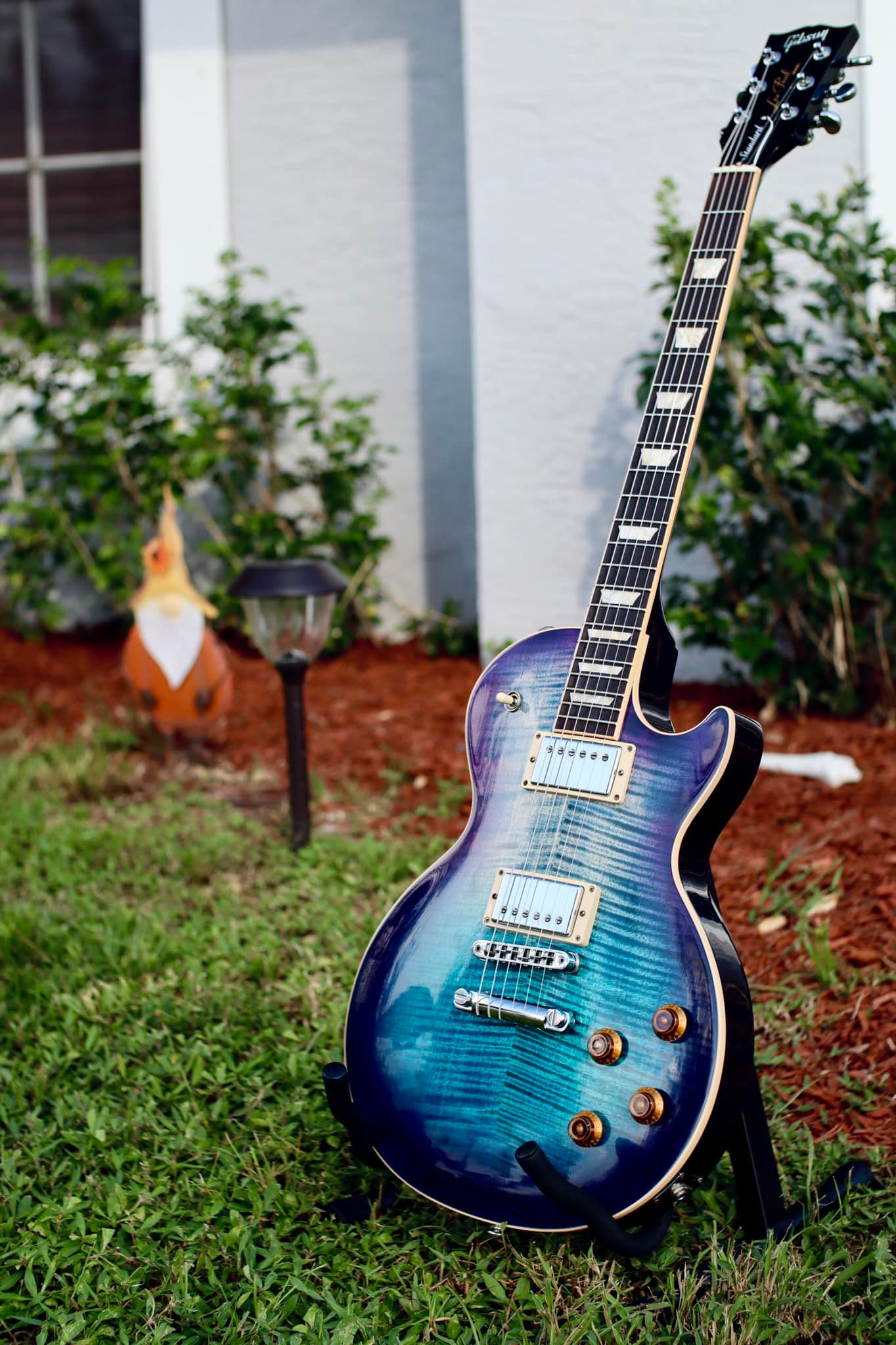 Just picked this eye candy up !! 2017 LP Standard Blueberry Burst