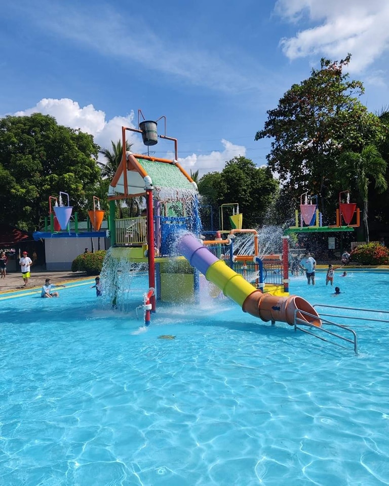 SPLASH - We are now OPEN DAILY including HOLY WEEK! 499/Head every ...
