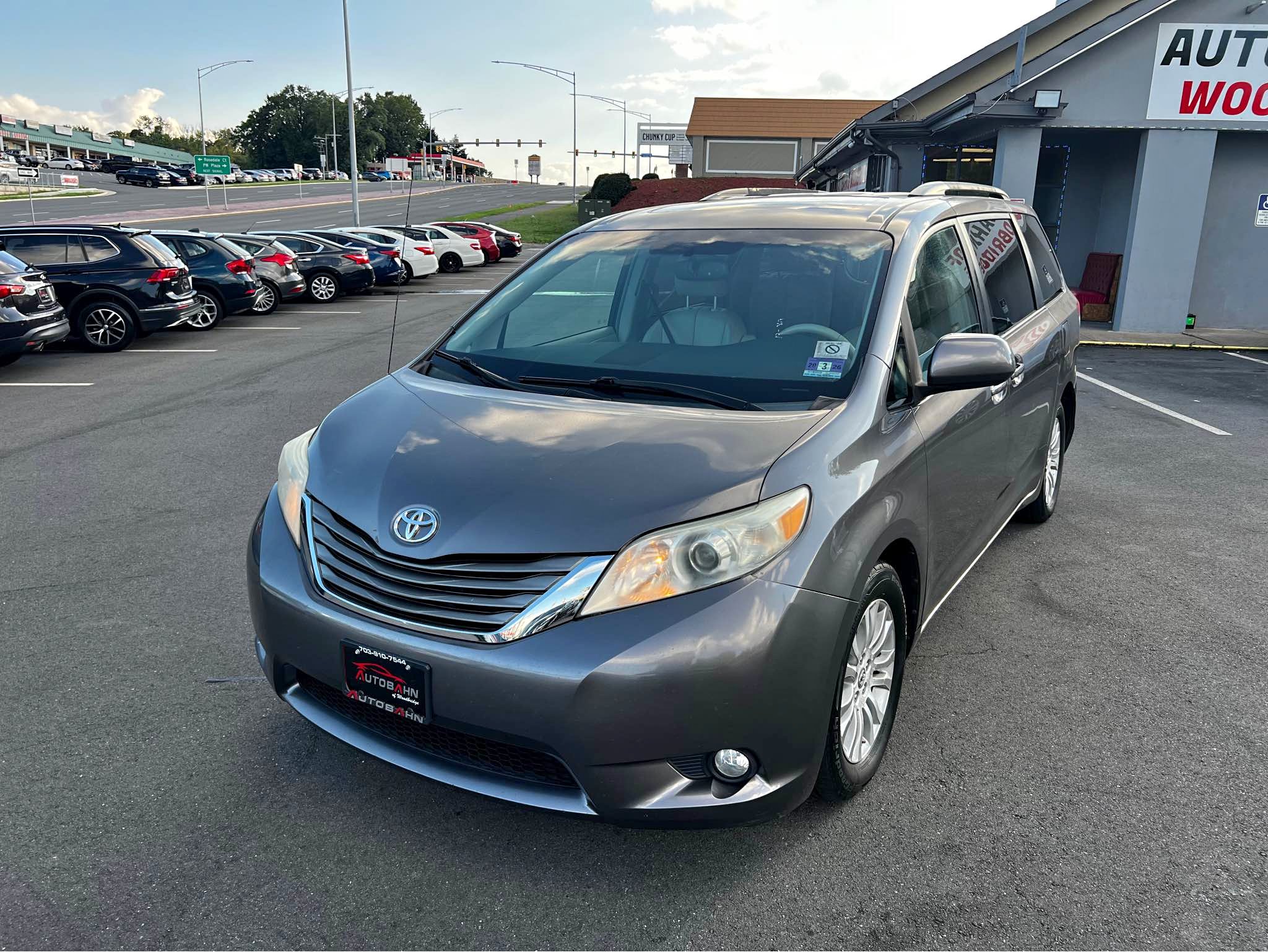 2011 Toyota Sienna · XLE Minivan 4D