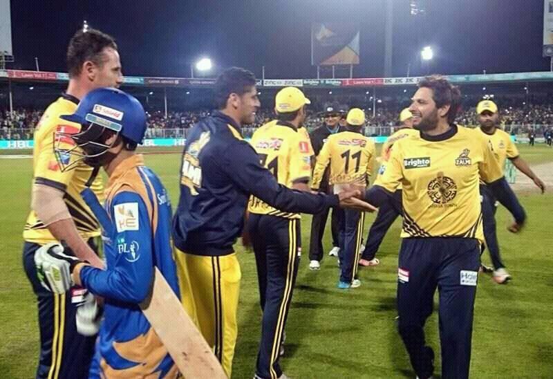 Sports - Gul to replace Adil as Pakistan hit with another injury