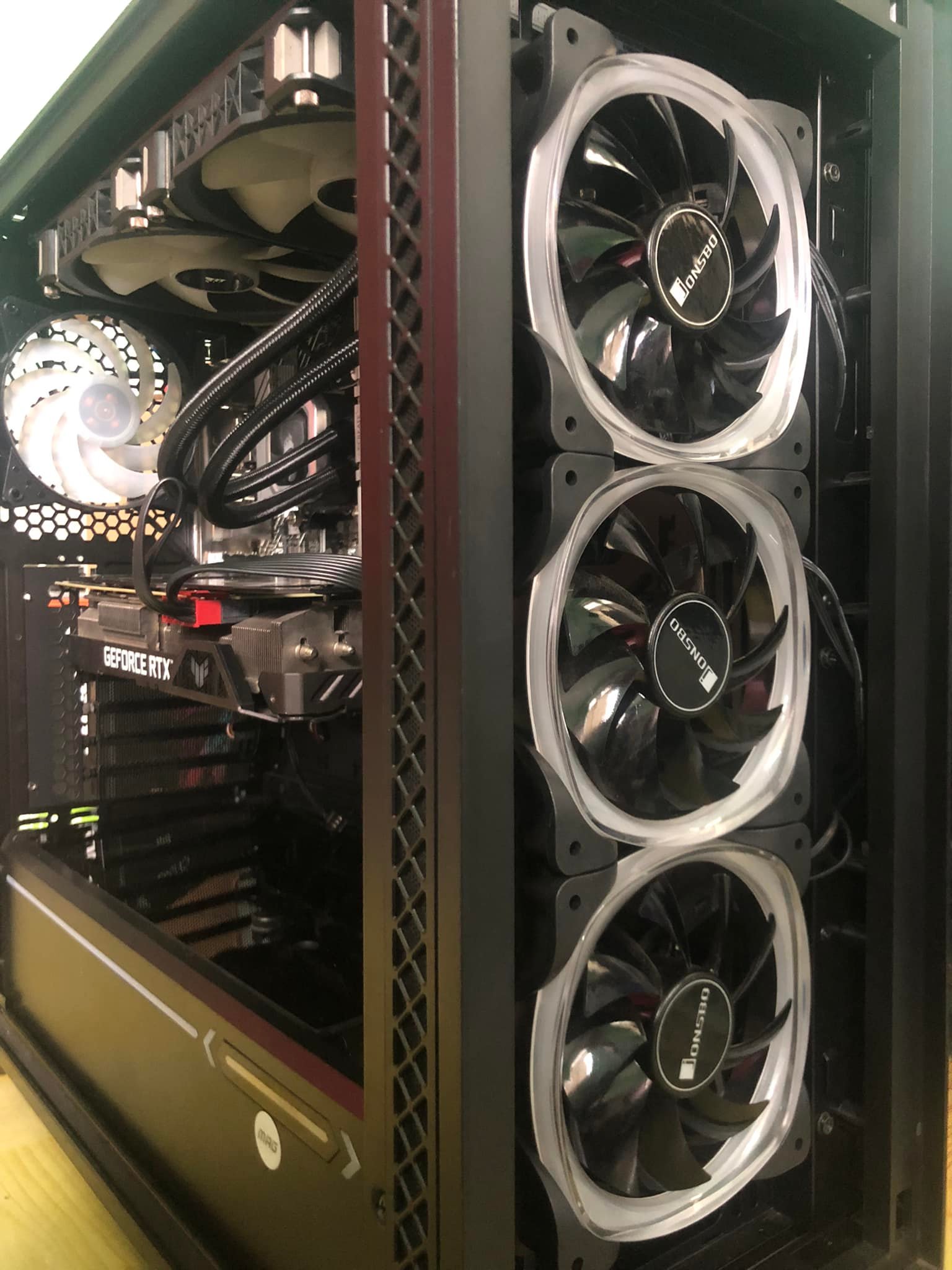 My gaming PC setup with i7-7700k and MSI 1660 Super