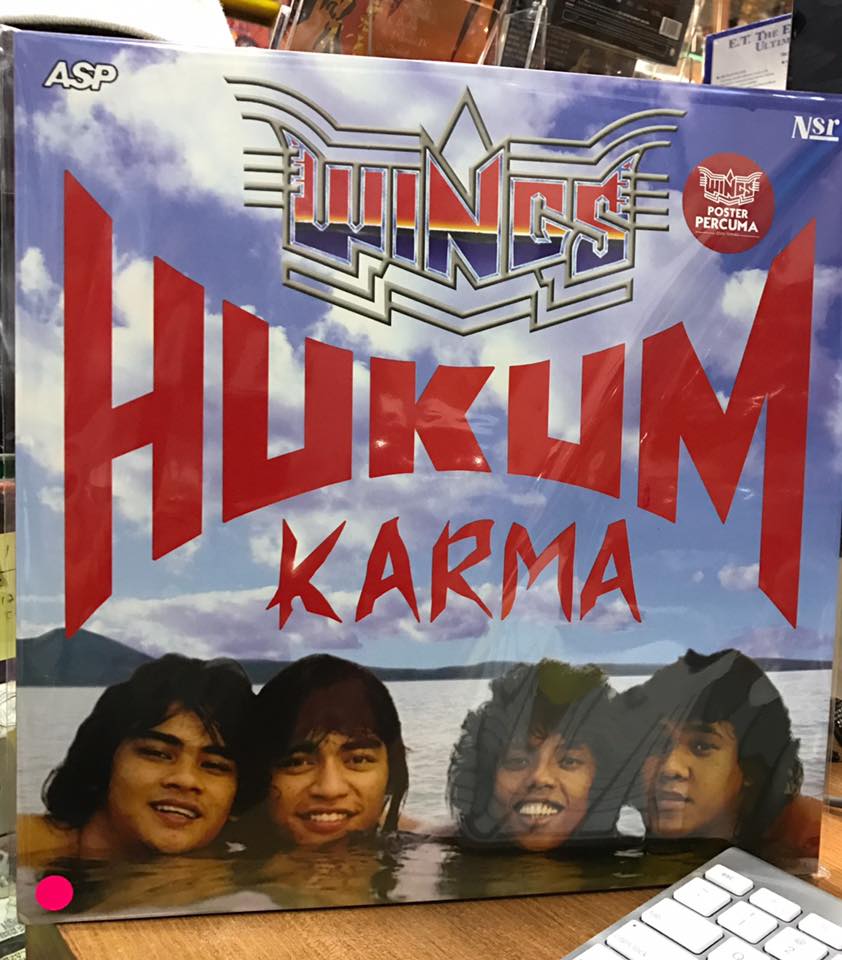 Dream Studio Lp Wings Hukum Karma Sudah Sampai Untuk Facebook