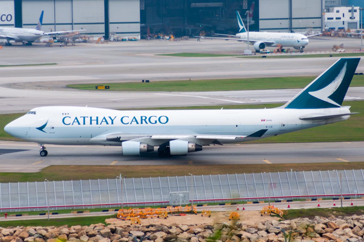 Cathay Pacific - B747-400F/200F - (Photo: Bader Models)