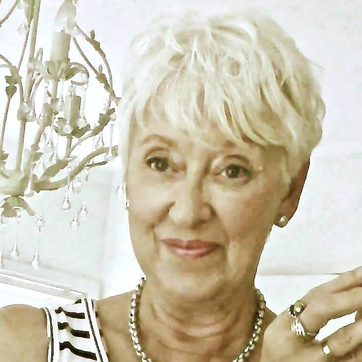 Di Riseborough-Intuitive Life Strategist - ~You already KNOW all you ...