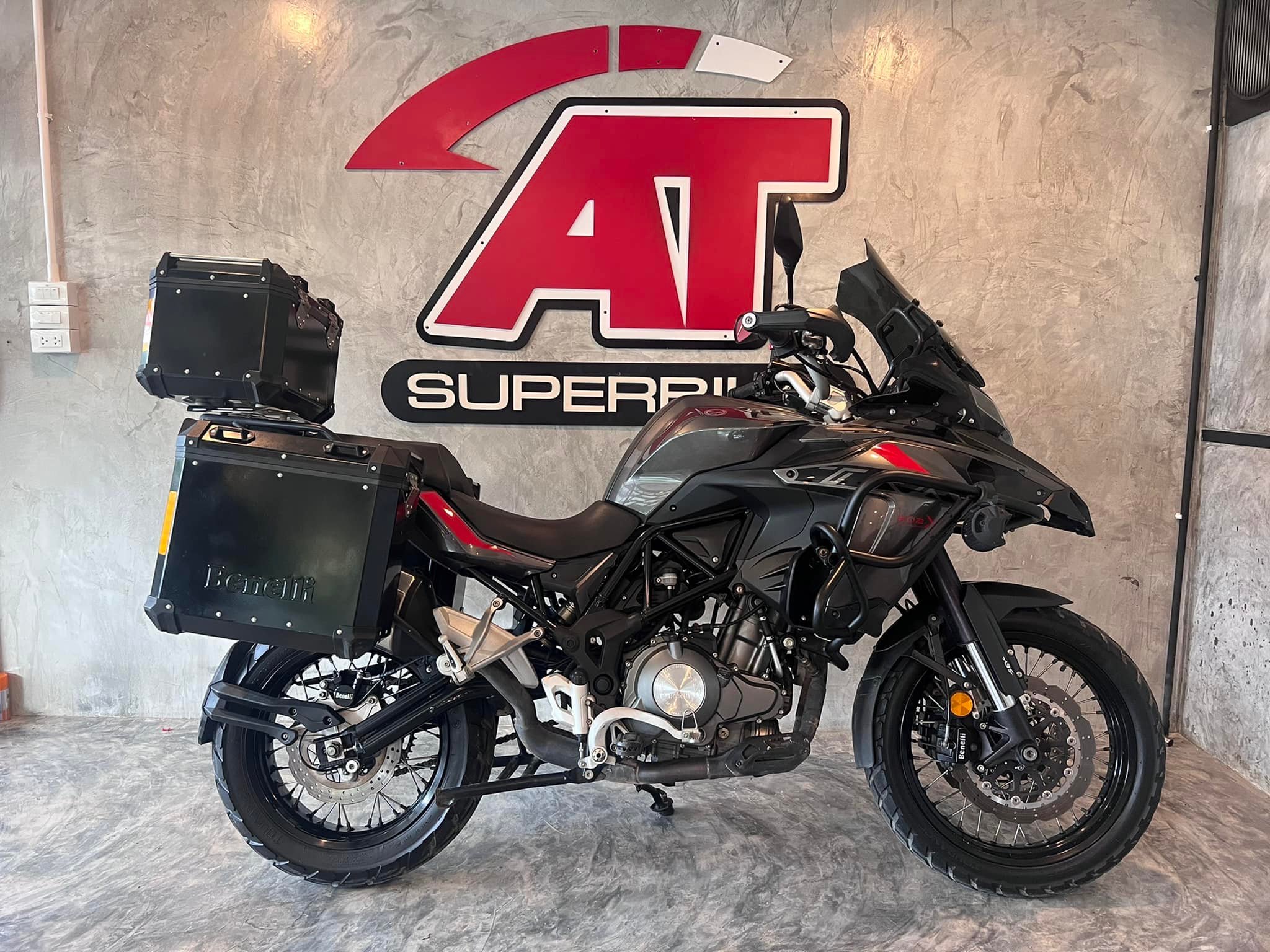 Batería Sellada Magneti Marelli YTX9-BS Para Benelli TRK 502X ABS E4 500 (2018-2020) – Sin Mantenimiento, Lista Para Usar