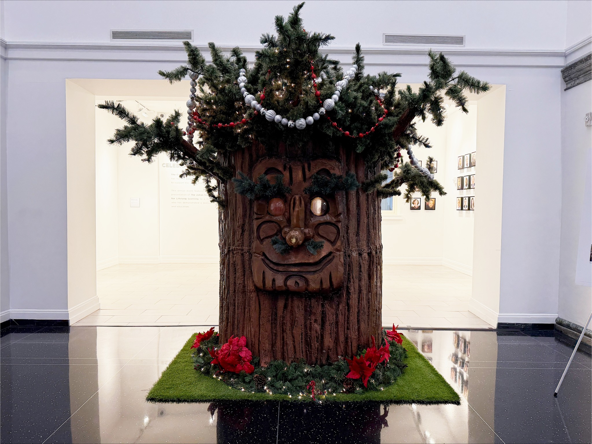 Who remembers Mr. Tree?! The beloved... - Downtown Columbus | Facebook