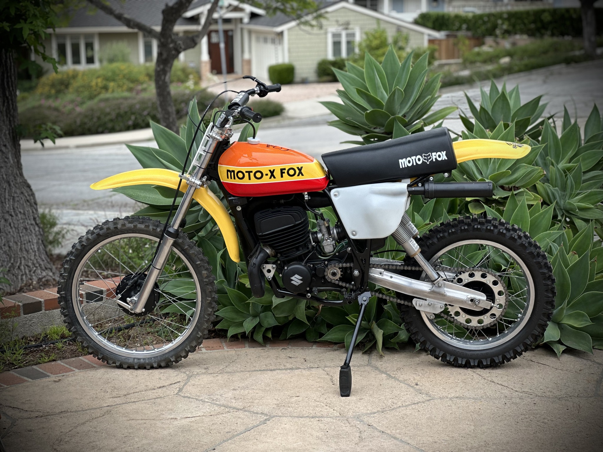 Vintage - 1976 Moto-X Fox Suzuki RM370 - A work in progress with