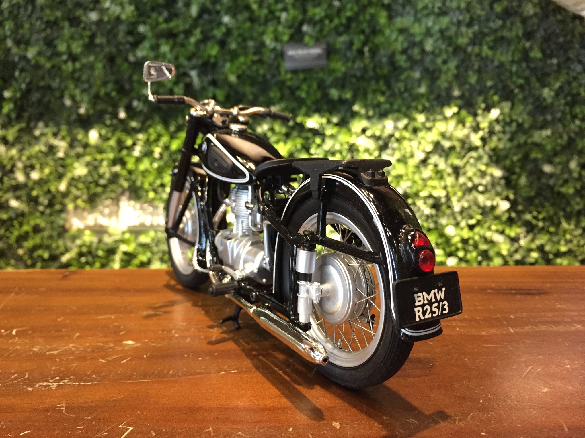 Schuco 新到貨 New arrivals! 1/10 BMW R25/3 Black 450655600