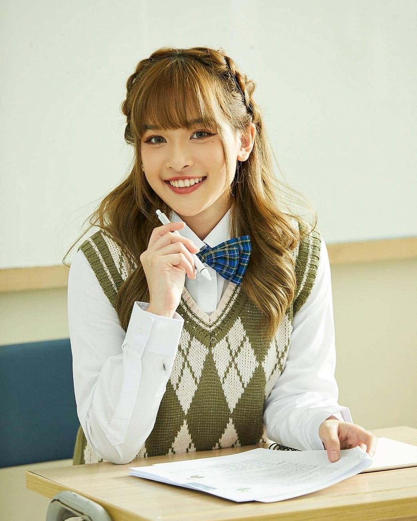 New BNK48 - ยิ้มหน่อย 🫶 . . . >>... | Facebook