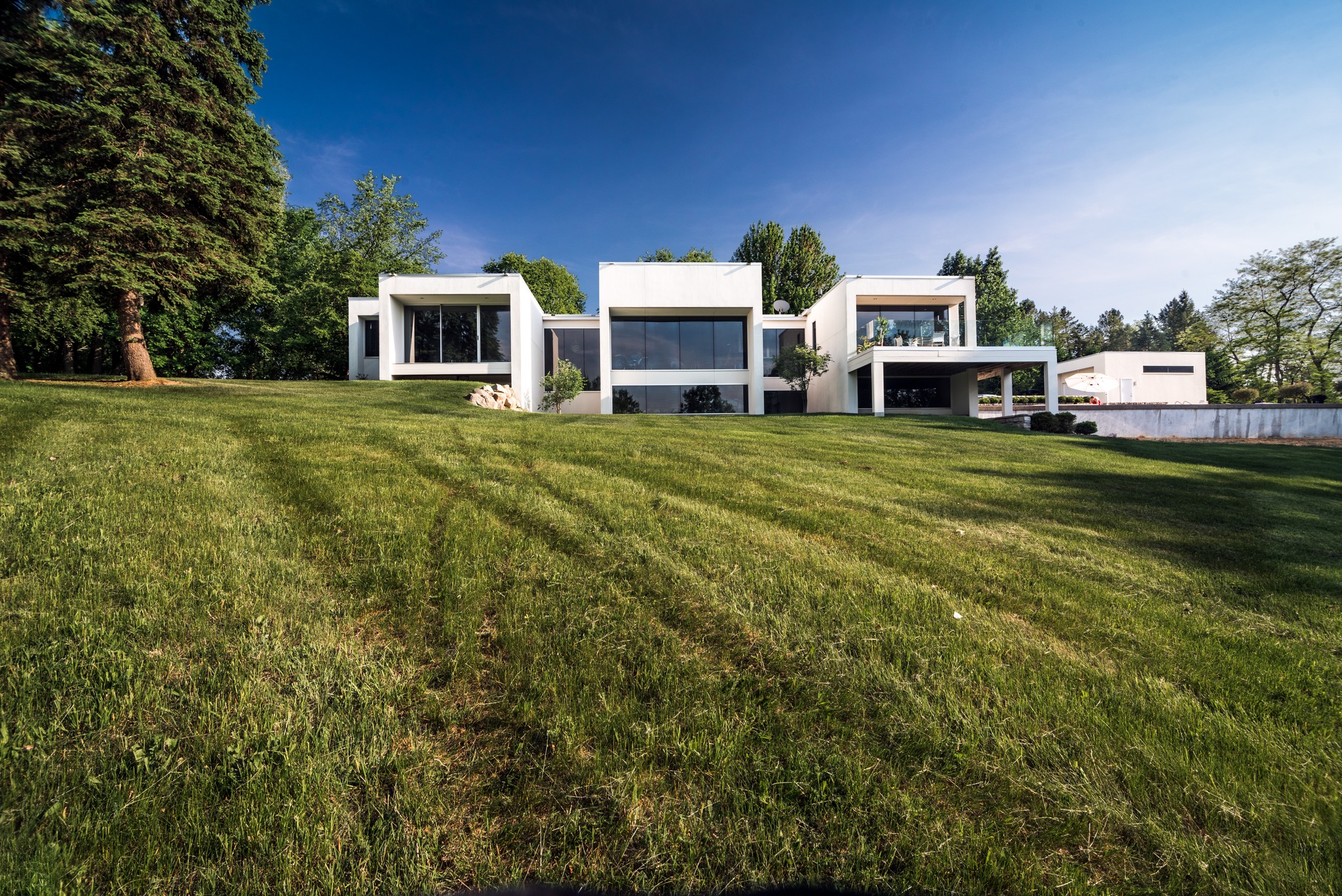 🏡 Just listed in Oxford MI 🏡 3860 Delano Rd Oxford MI 48371