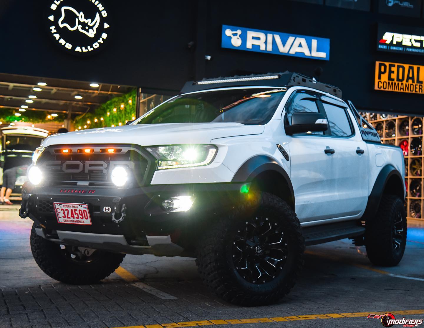 🔹FORD RANGER🔹 • Equipado con:... - Car Modifiers Shop