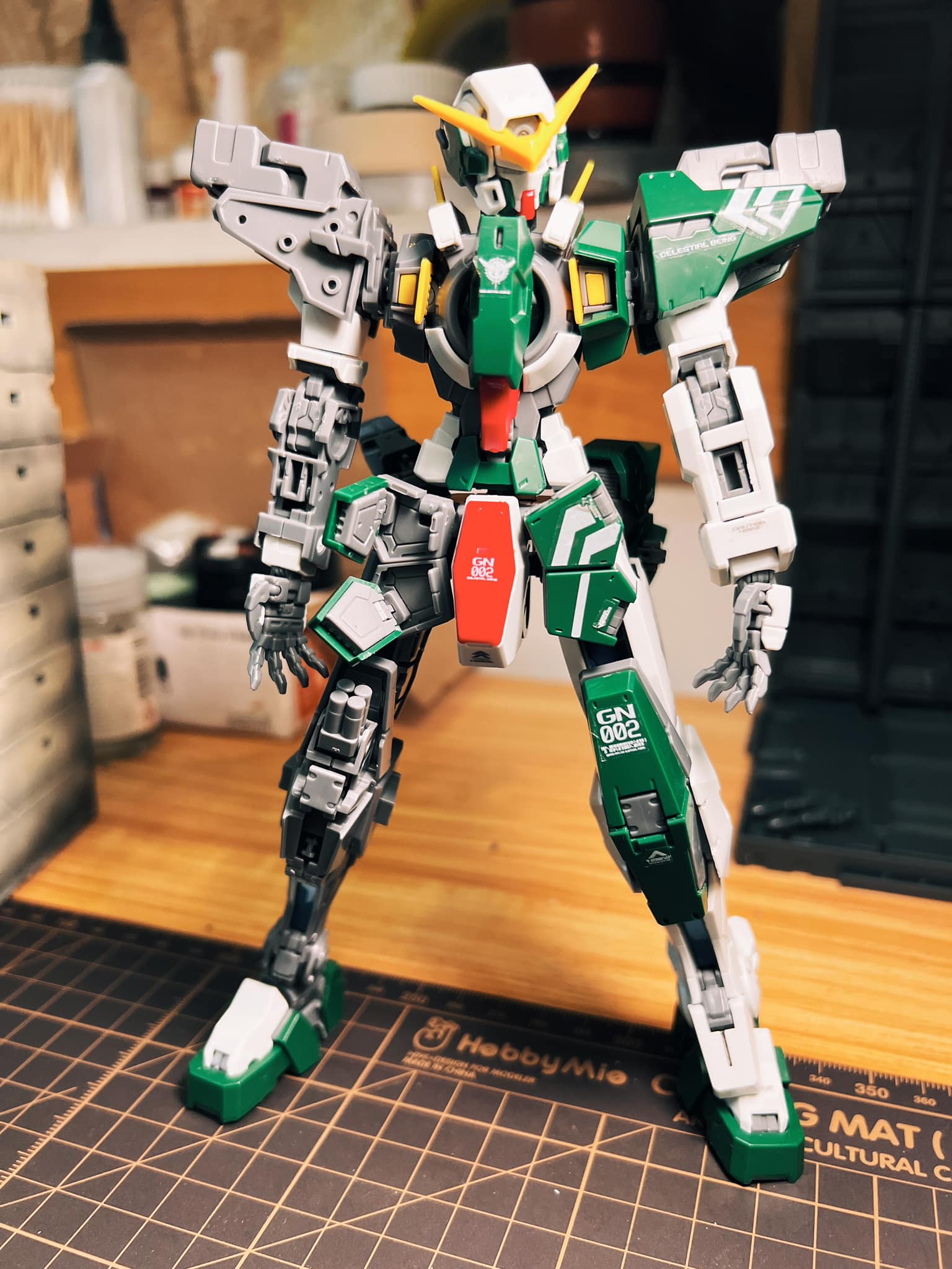 Is Daban's 1/100 Zeta Gundam worth buying for a first-time MG builder?