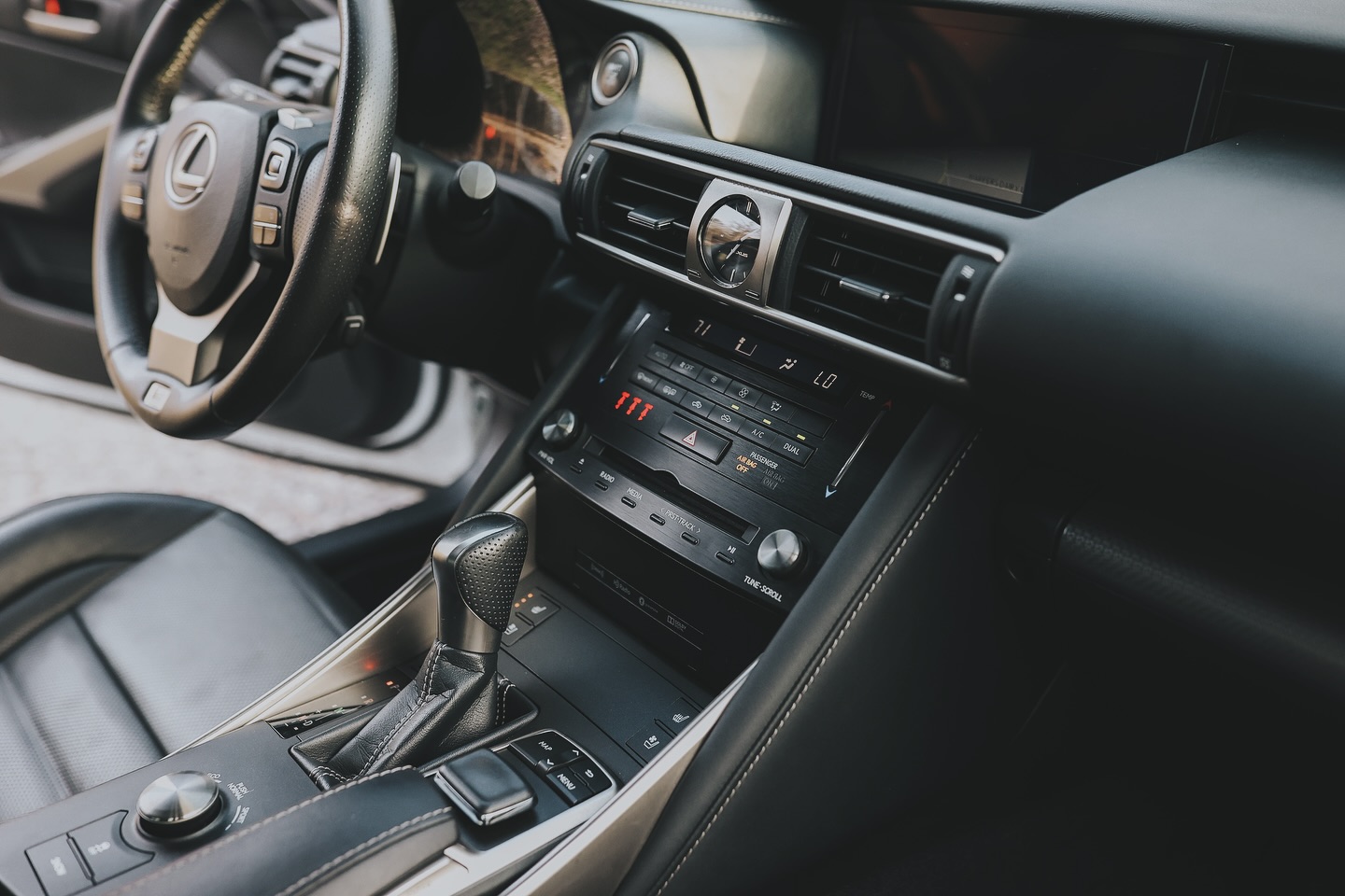 Whether it’s a weekend getaway, a... - SOW AUTO Rentals | Facebook